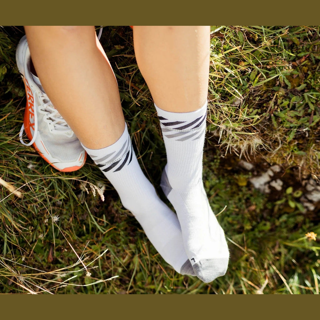 MEDIAS INCYLENCE MERINO LIGHT LANES LIGHT GREY BLACK