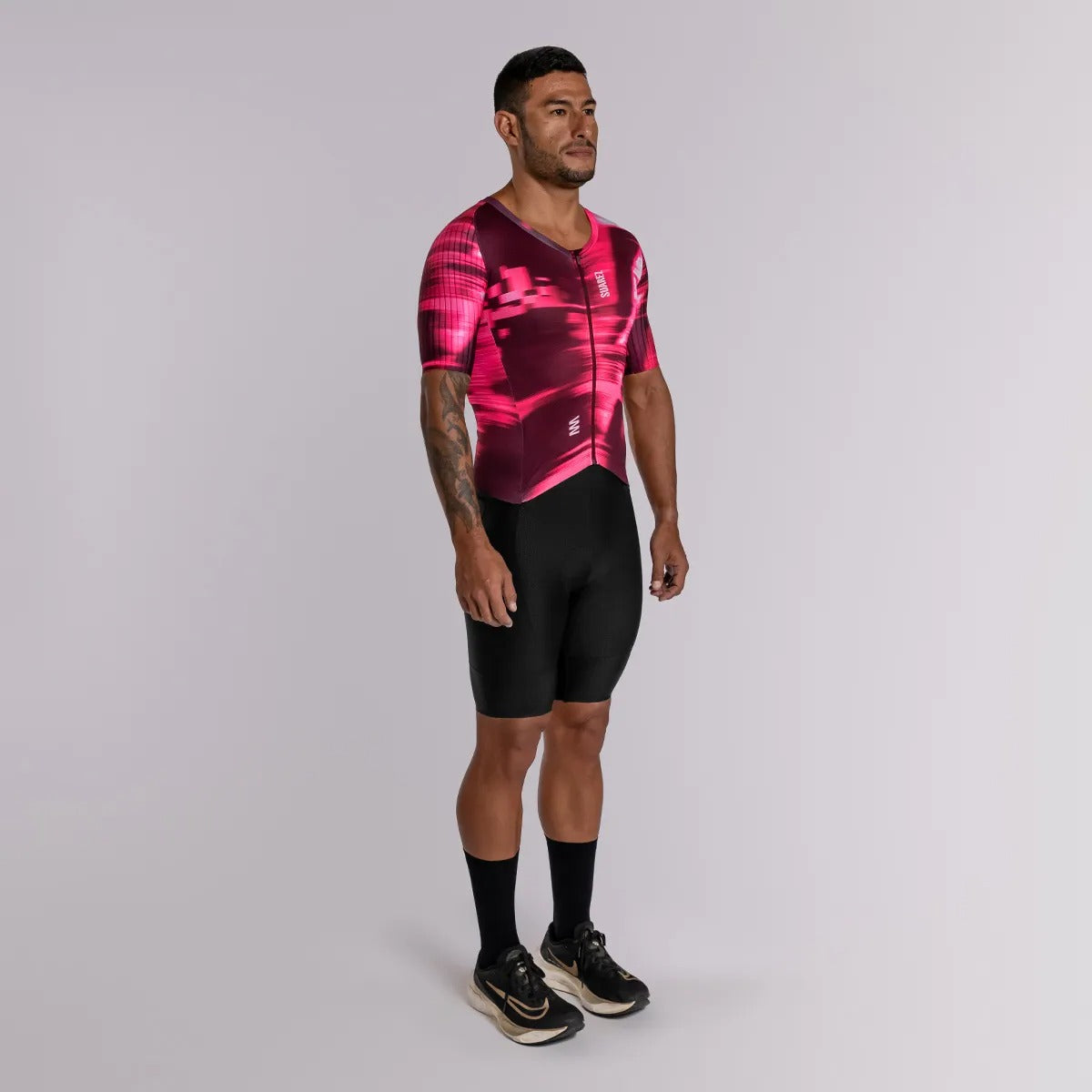 TISUIT SUAREZ ROJO HOMBRE